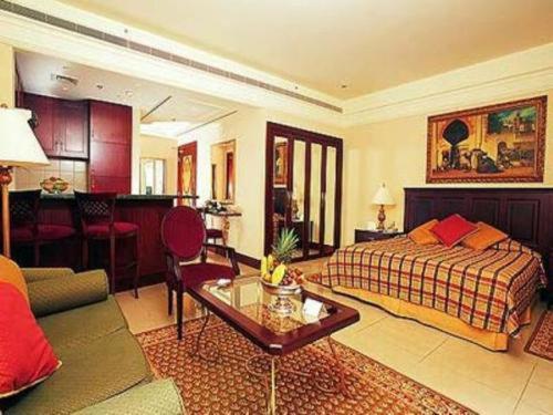 Al Sondos Suites By Le Meridien ดูไบ ห้อง รูปภาพ